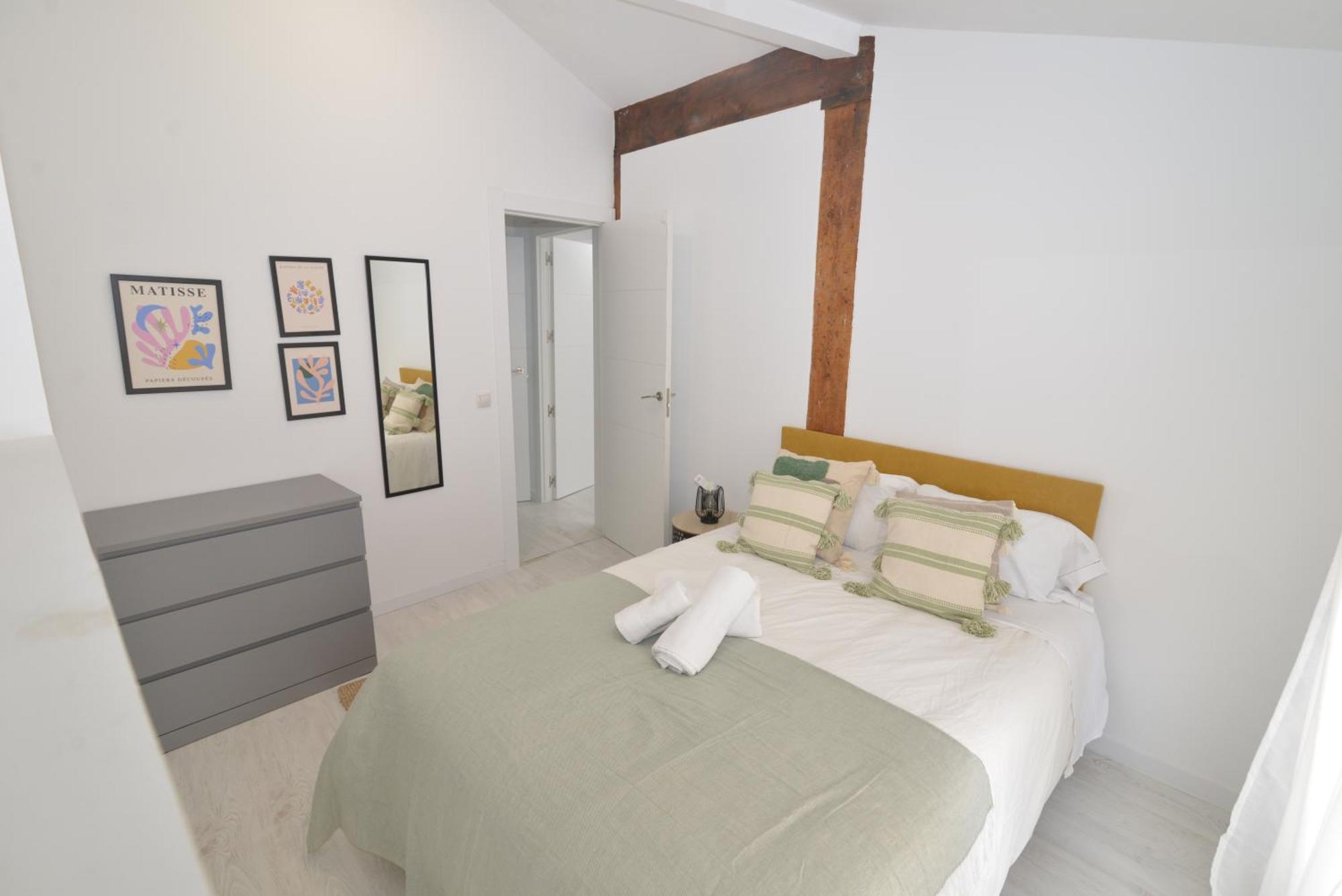 El Apartamento De San Cisneros By Just-Room Santander Eksteriør billede
